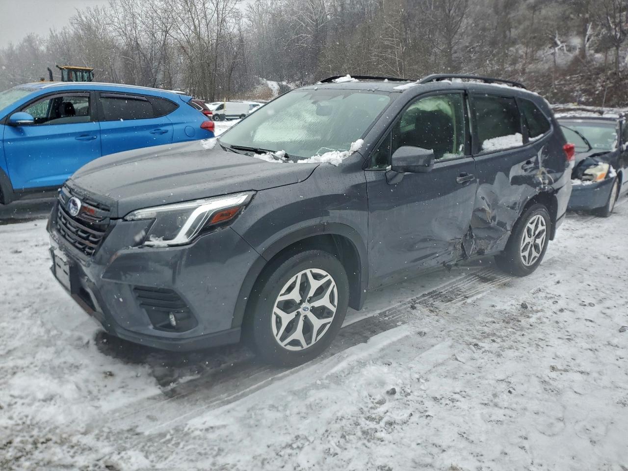 2024 SUBARU FORESTER