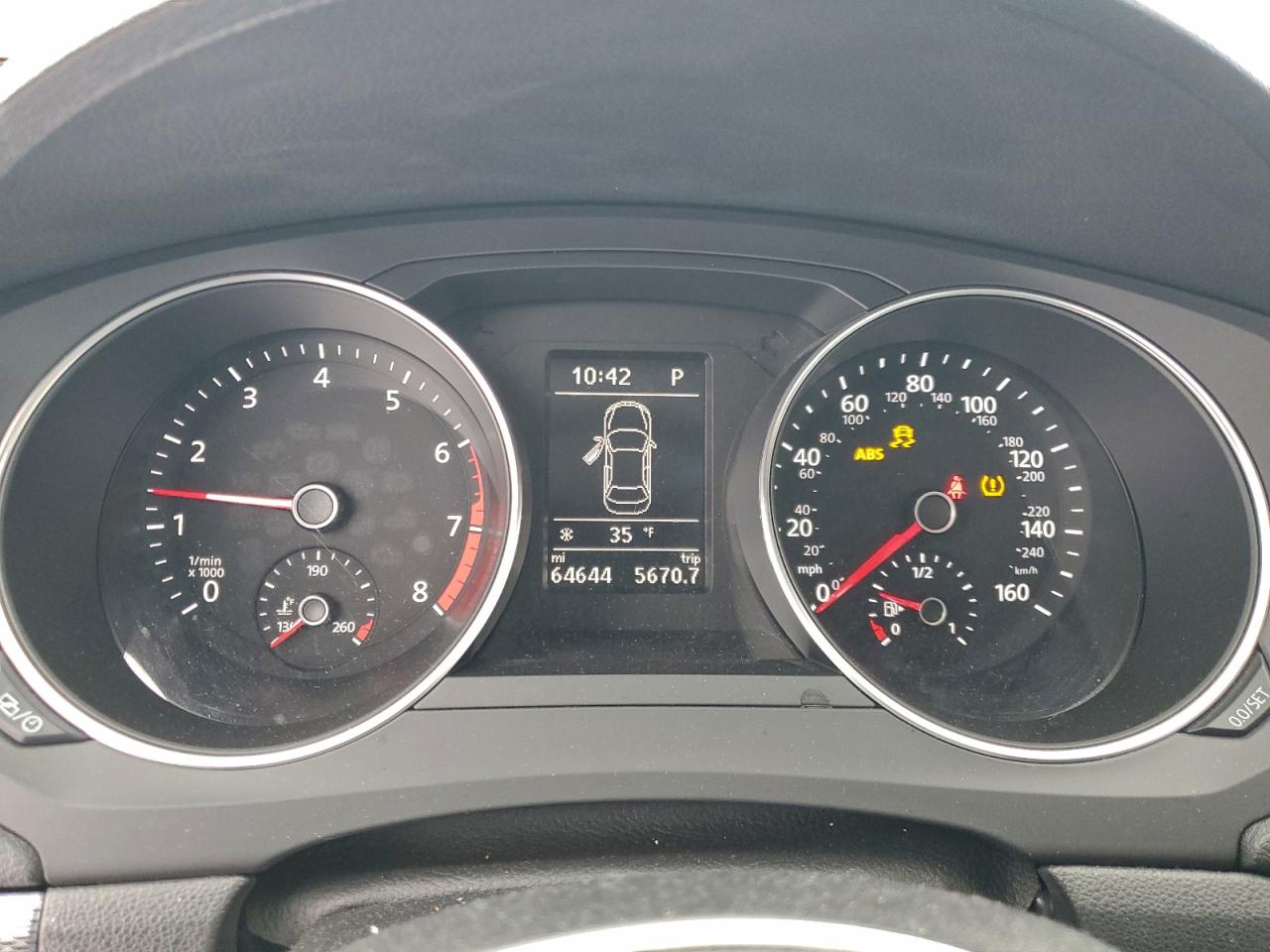 2018 VOLKSWAGEN JETTA SE photo 9
