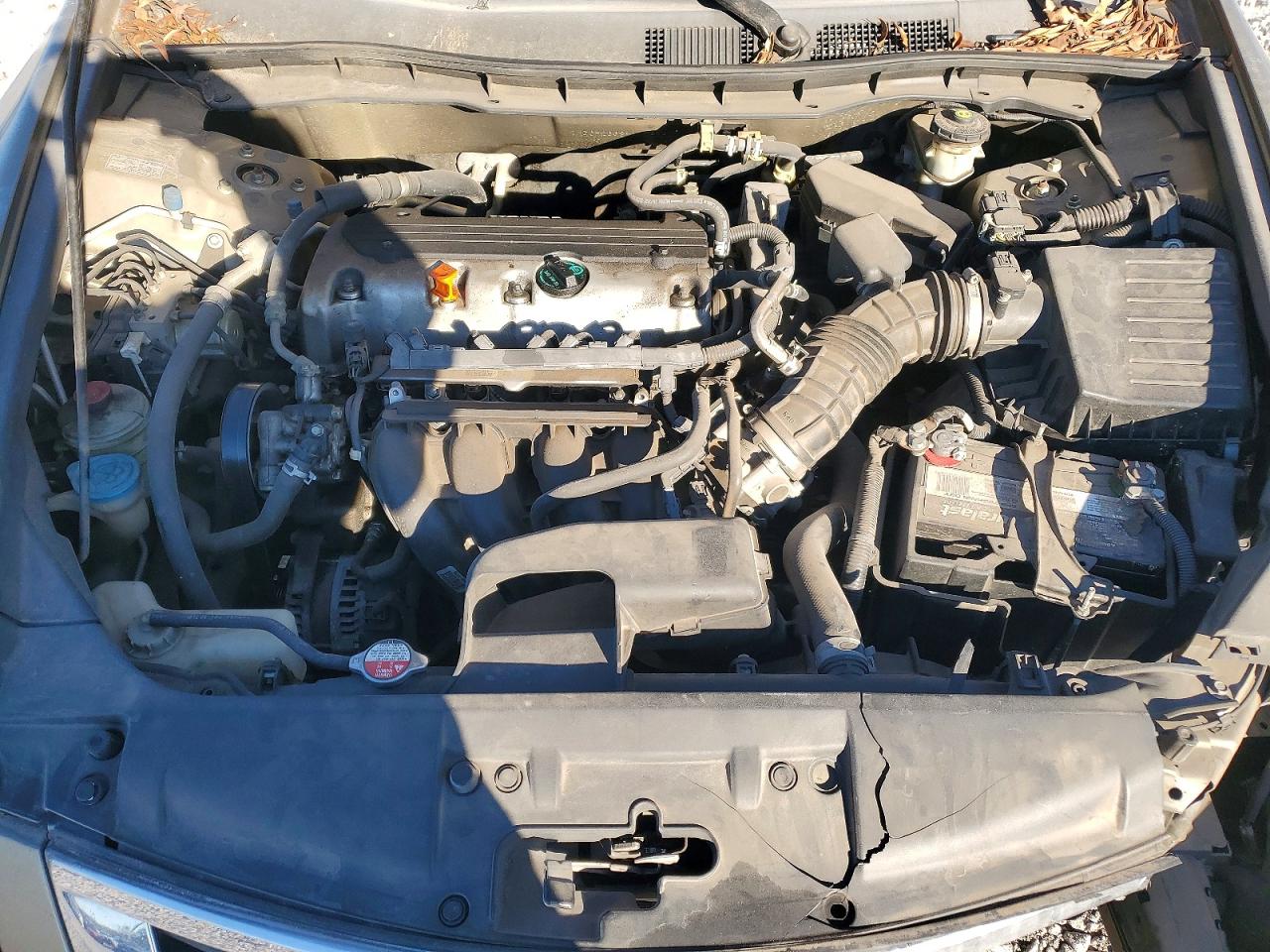 2009 HONDA ACCORD LX photo 11