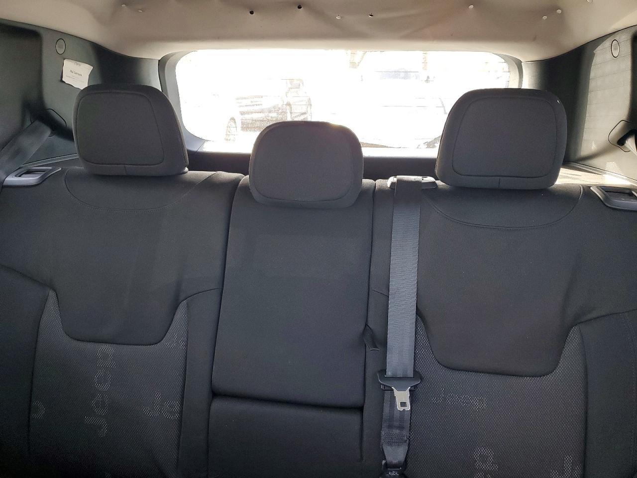 2015 JEEP RENEGADE LATITUDE photo 10