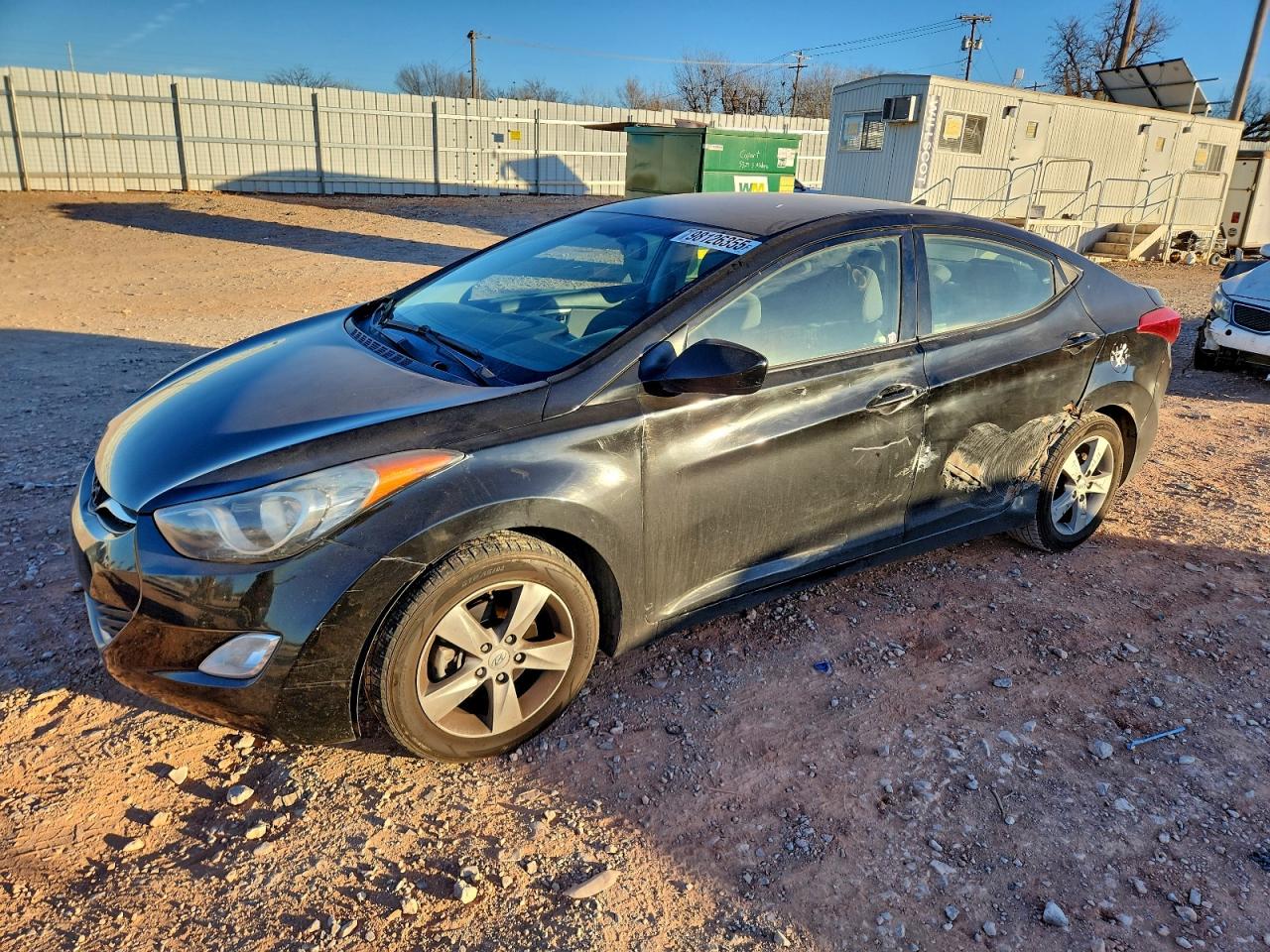2013 HYUNDAI ELANTRA