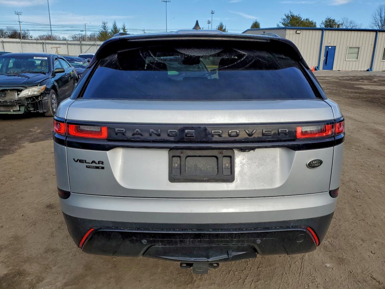 2018 LAND ROVER RANGE ROVER VELAR S photo 11