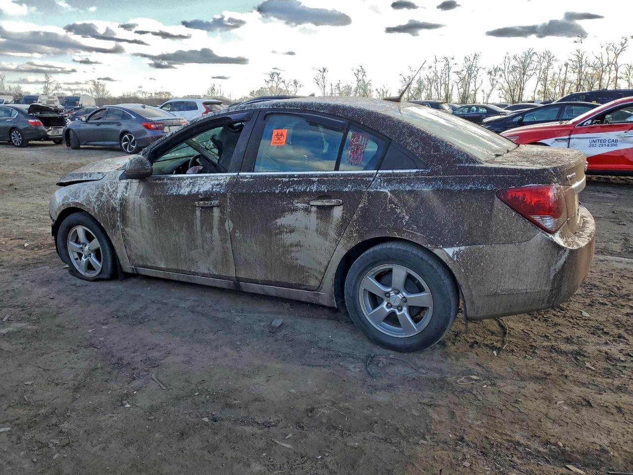 2014 CHEVROLET CRUZE LT photo 2