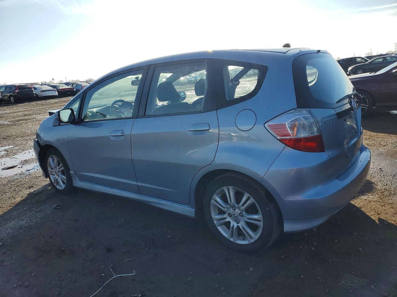 2011 HONDA FIT SPORT photo 2