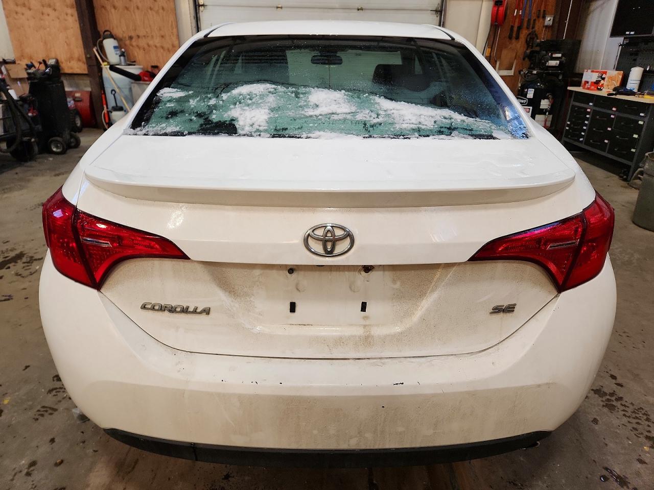 2018 TOYOTA COROLLA L photo 6