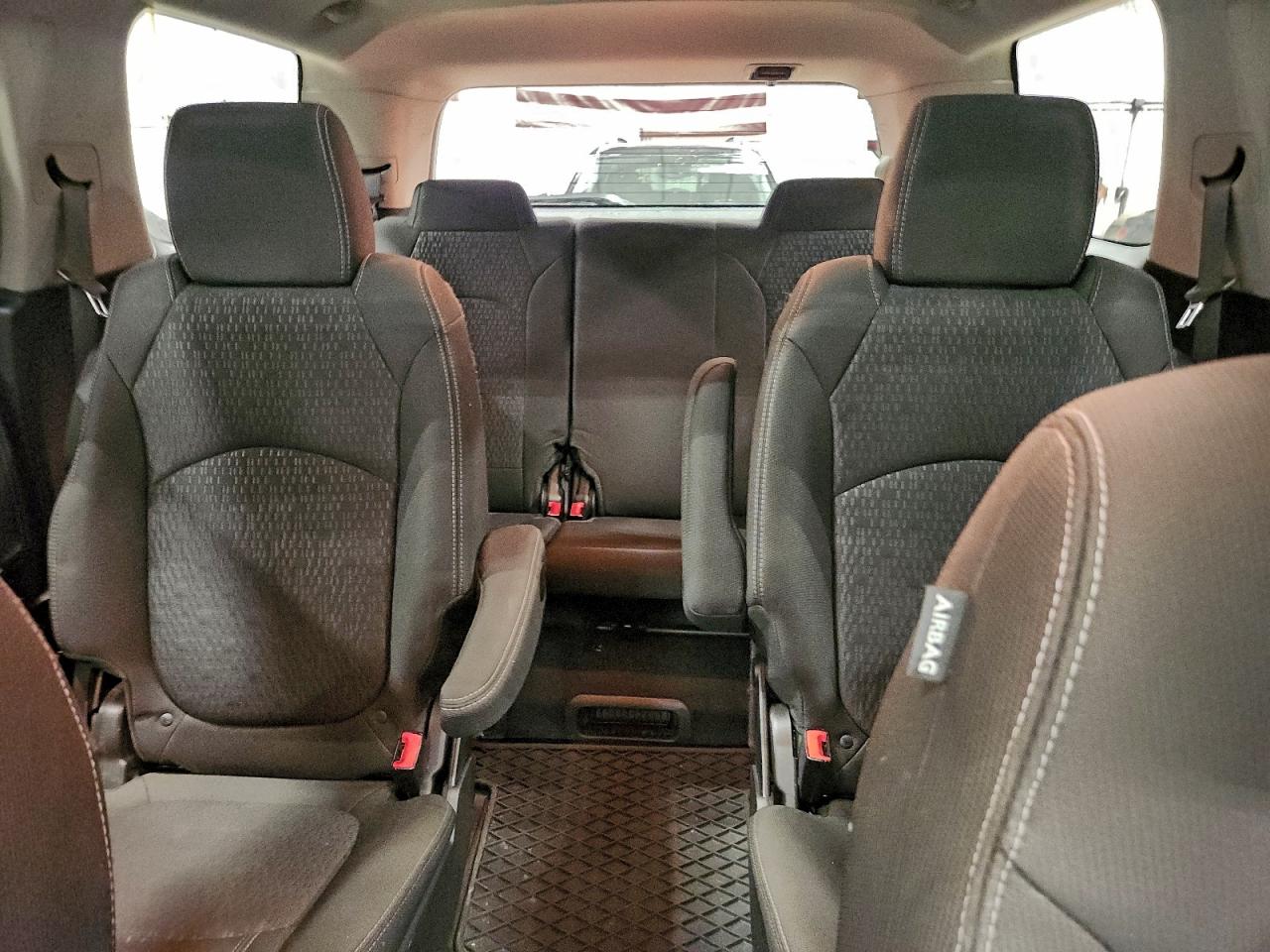 2016 GMC ACADIA SLE photo 10