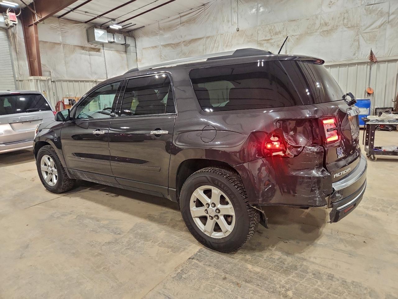2016 GMC ACADIA SLE photo 2
