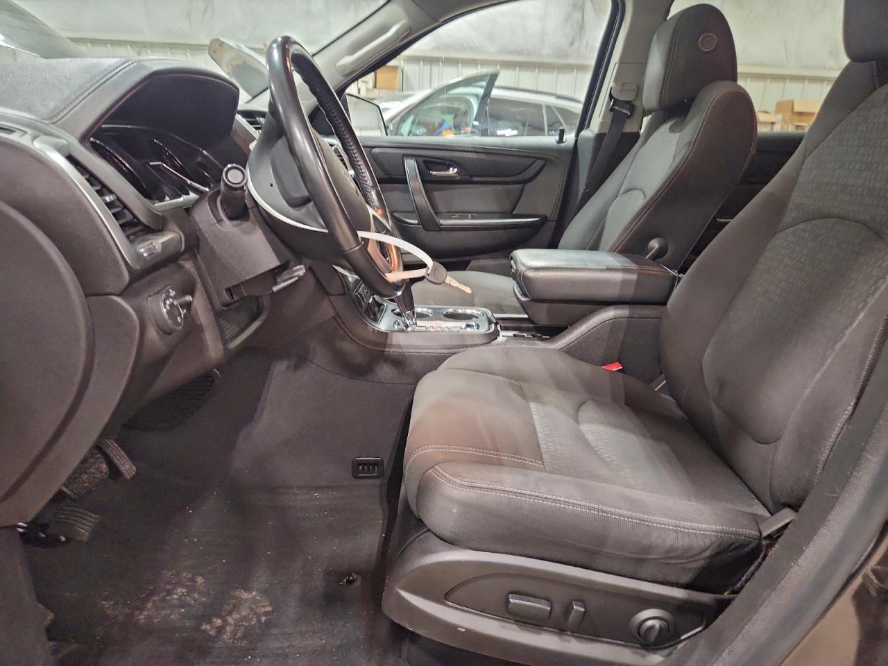 2016 GMC ACADIA SLE photo 7