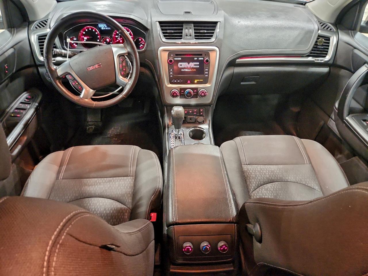 2016 GMC ACADIA SLE photo 8