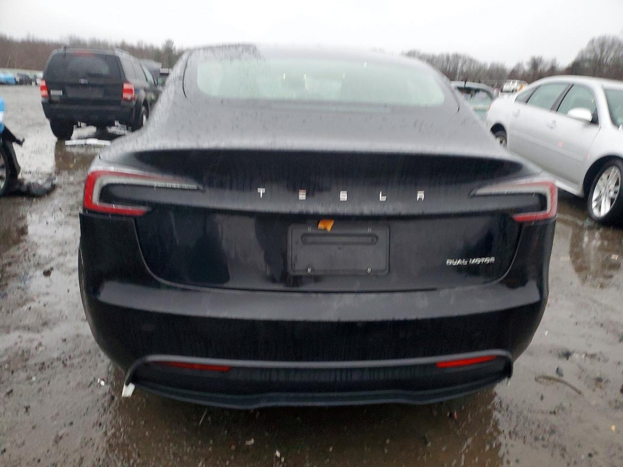 2024 TESLA MODEL 3 photo 6