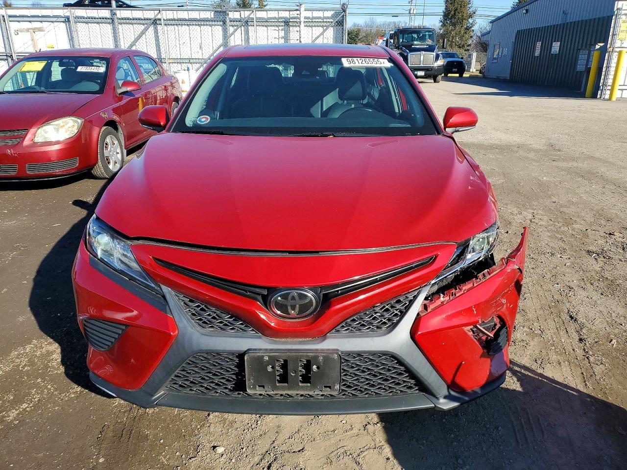 2019 TOYOTA CAMRY L photo 5