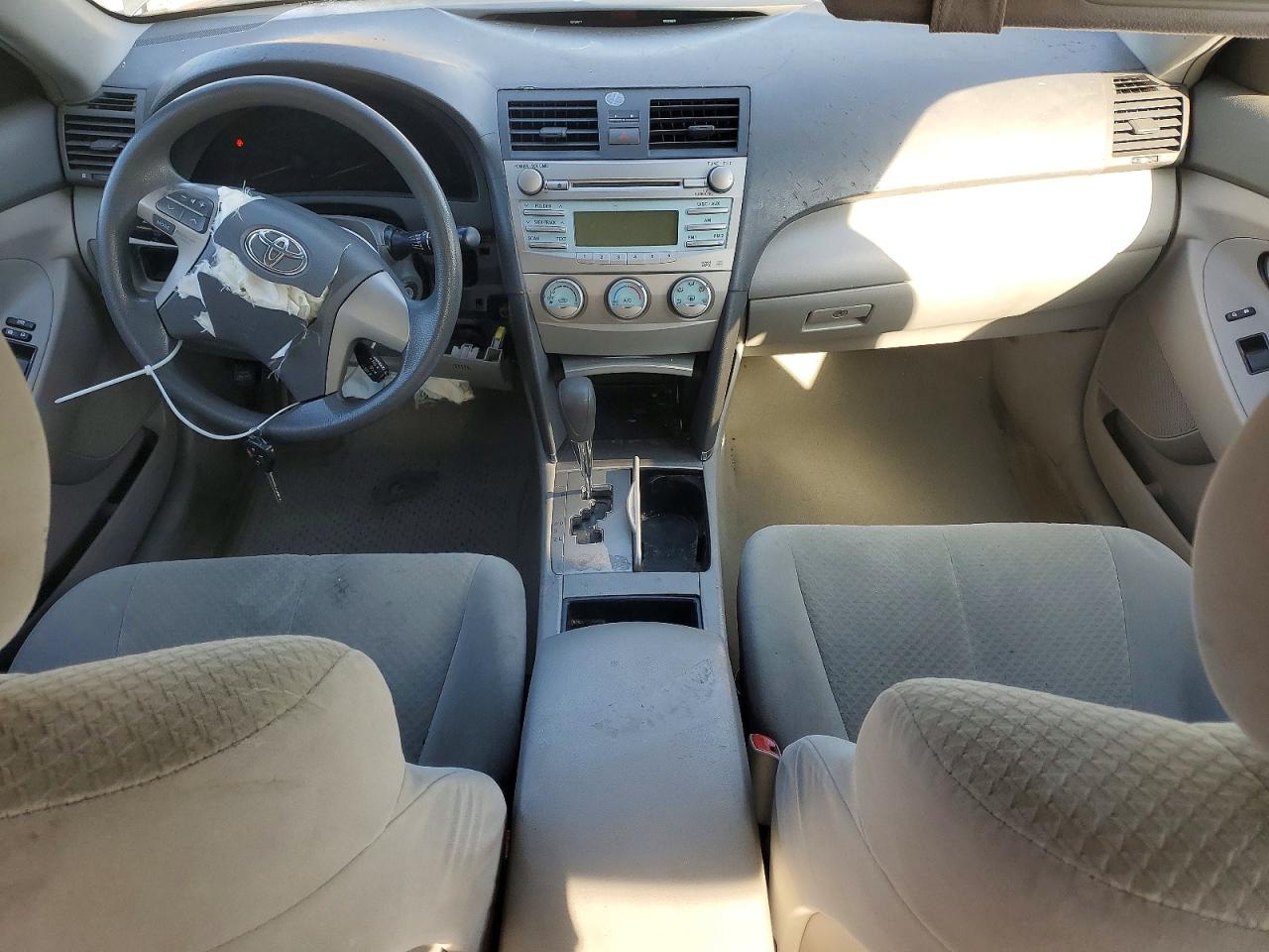 2009 TOYOTA CAMRY BASE photo 8