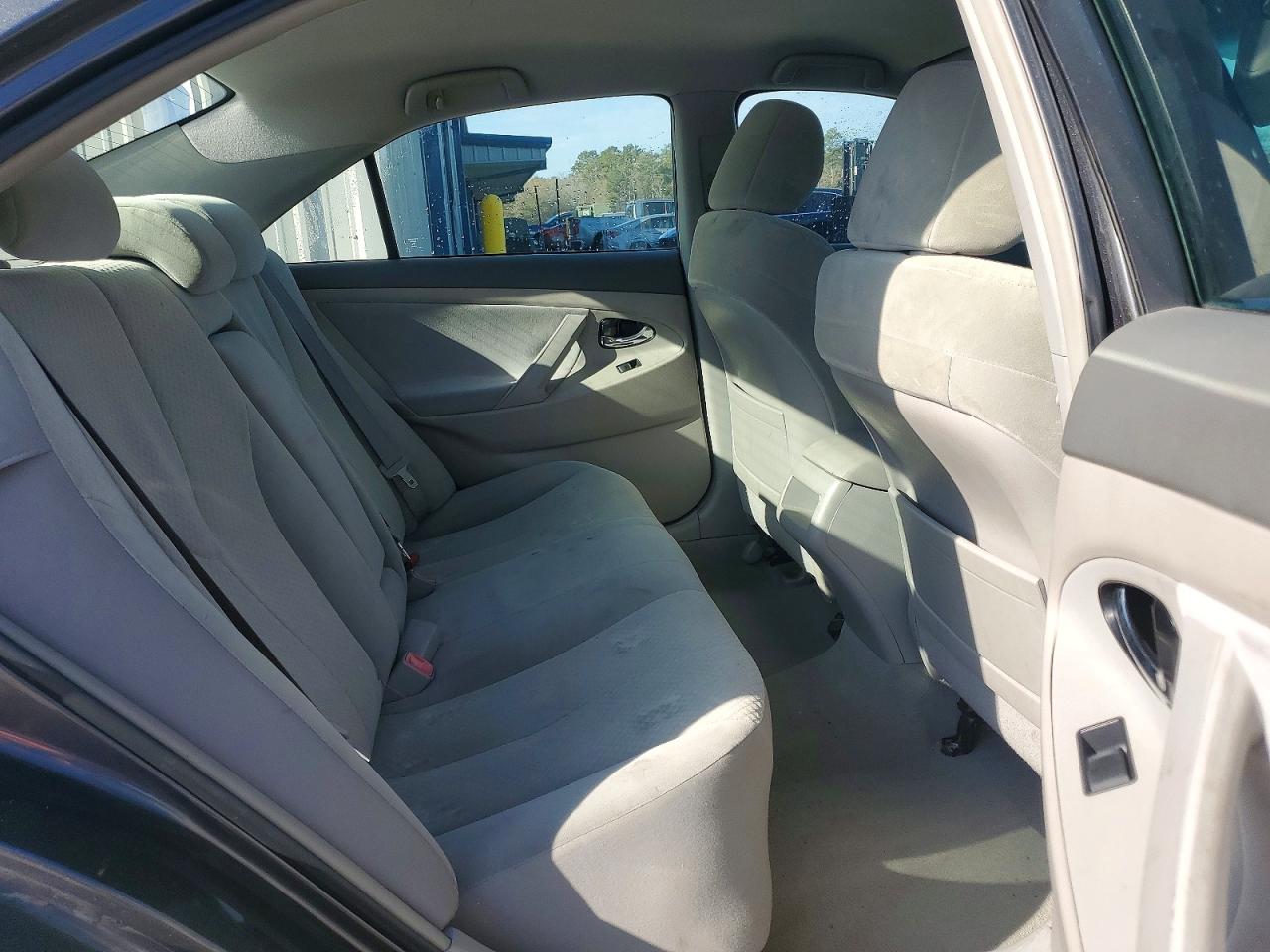 2009 TOYOTA CAMRY BASE photo 10