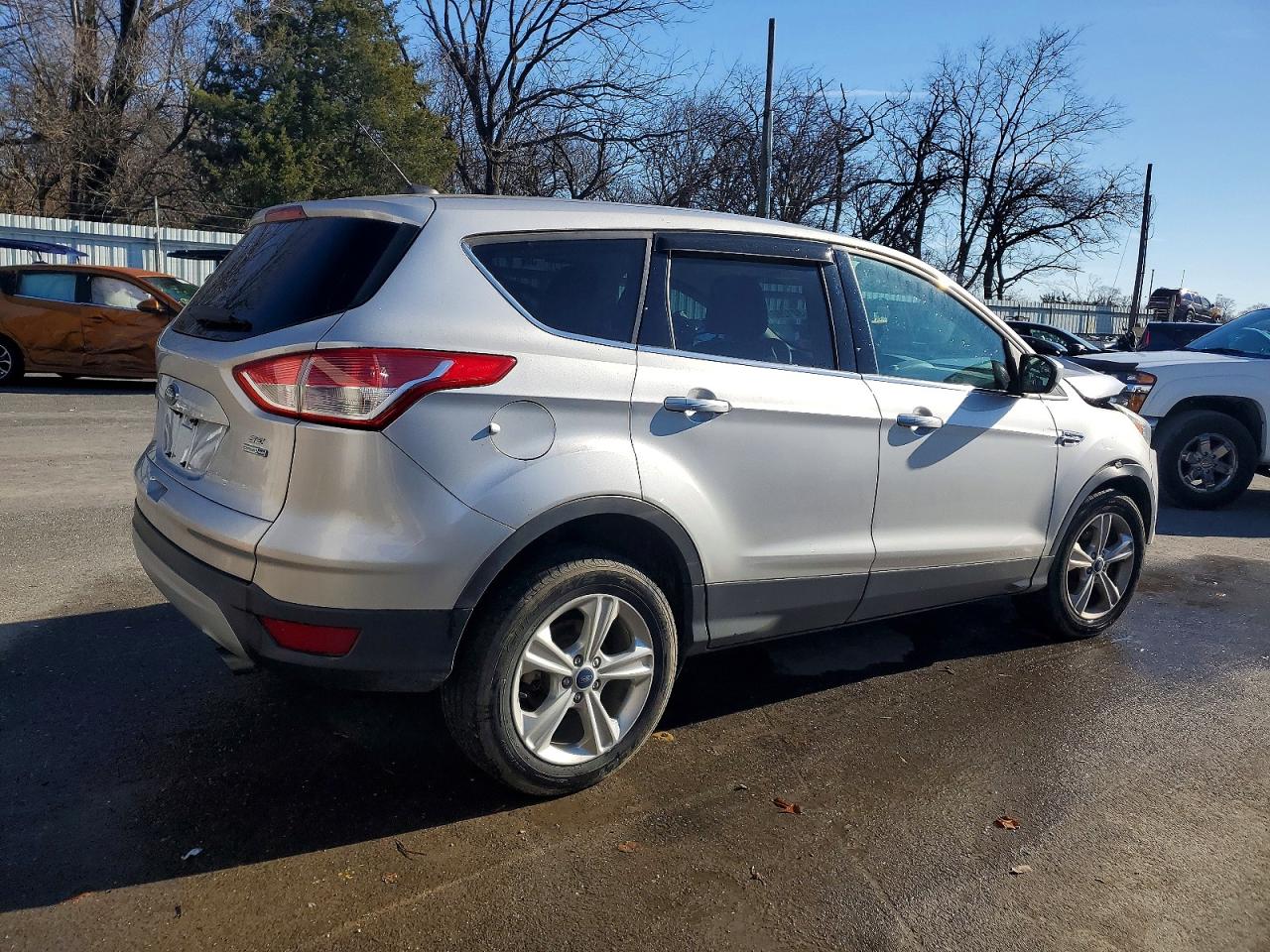 2015 FORD ESCAPE SE photo 3