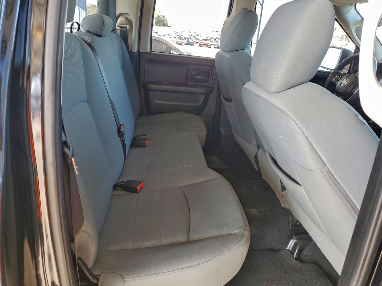 2013 RAM 1500 ST photo 10