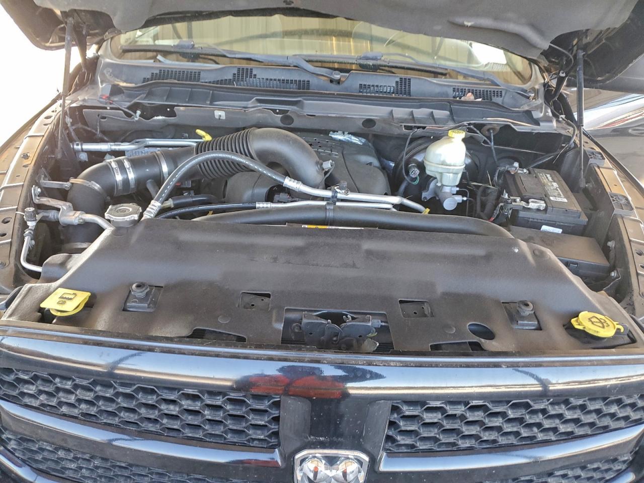 2013 RAM 1500 ST photo 11