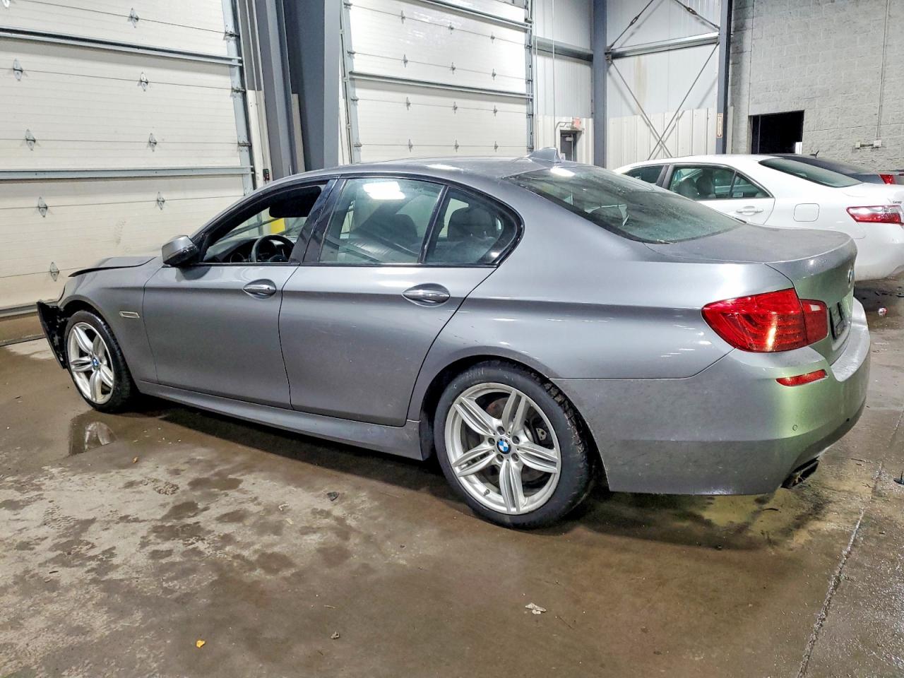 2015 BMW 550 XI photo 2