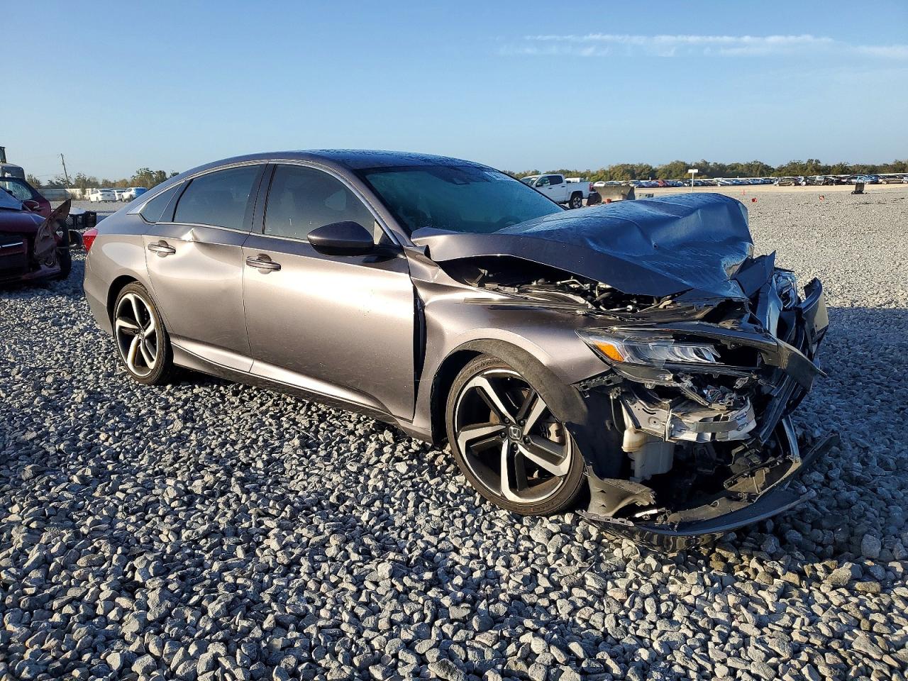 2018 HONDA ACCORD SPORT photo 4