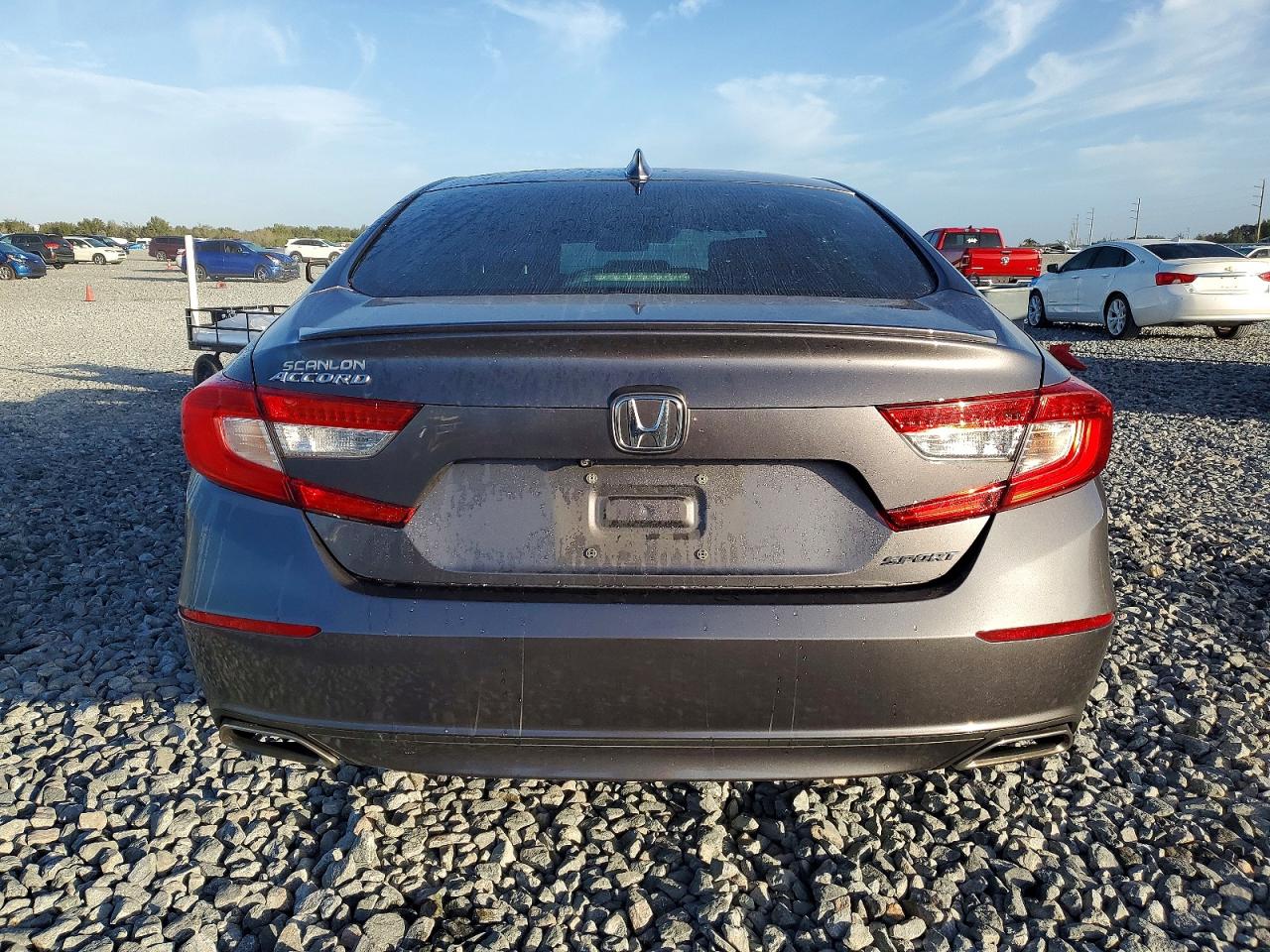 2018 HONDA ACCORD SPORT photo 6