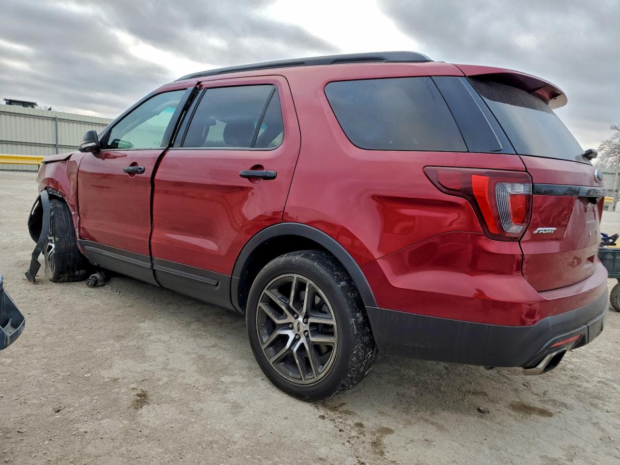 2016 FORD EXPLORER SPORT photo 2