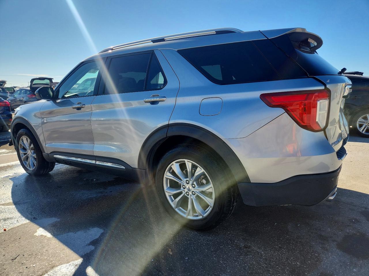 2023 FORD EXPLORER LIMITED photo 3