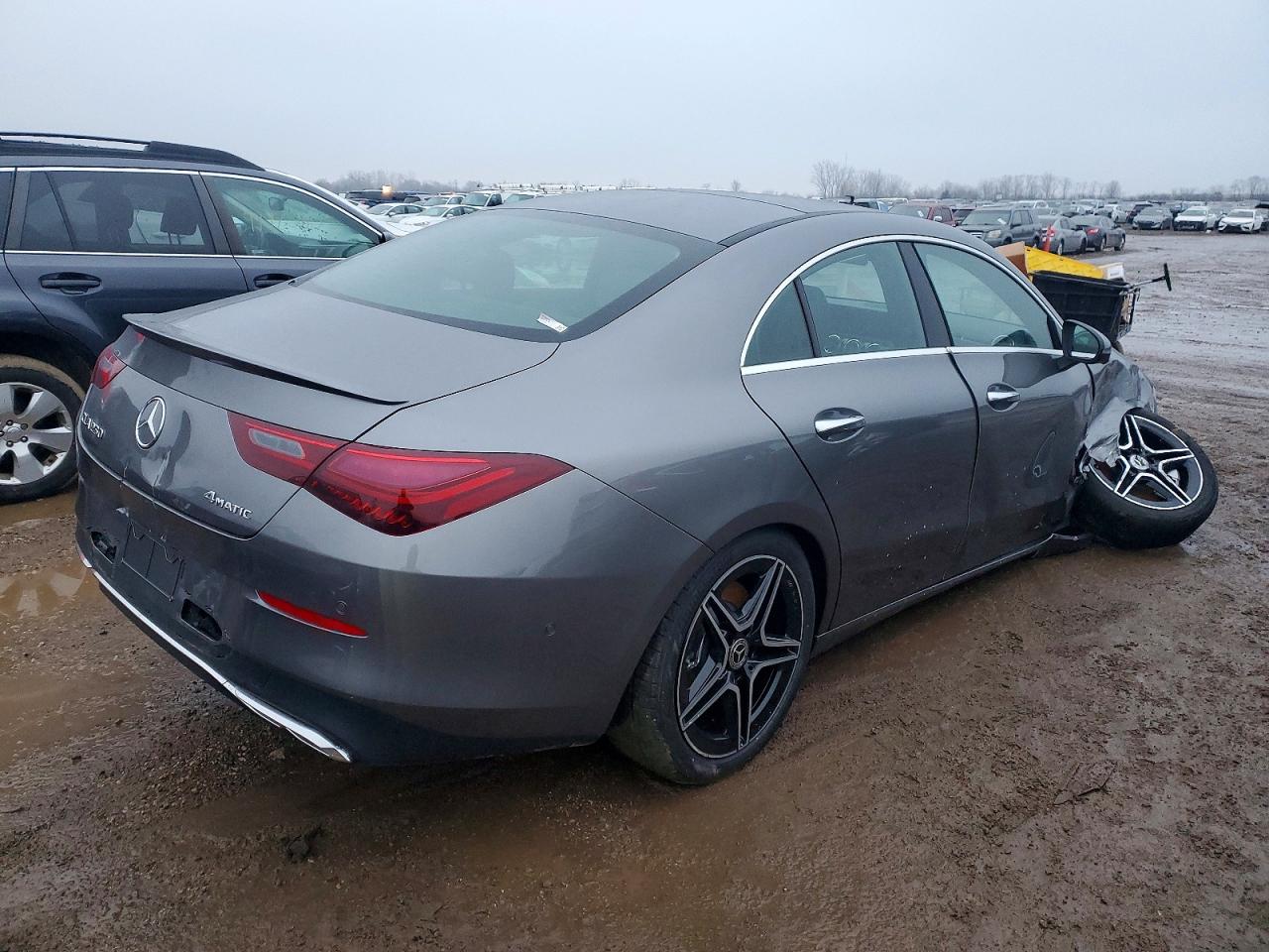 2026 MERCEDES-BENZ CLA 250 4MATIC photo 3