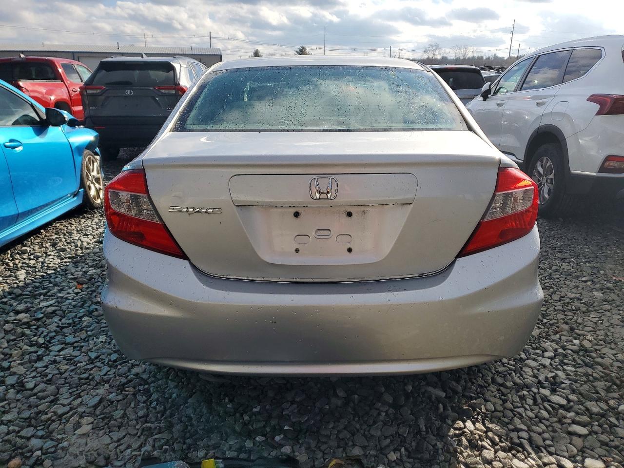 2012 HONDA CIVIC LX photo 11