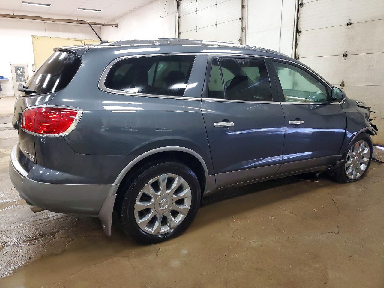 2011 BUICK ENCLAVE CXL photo 3