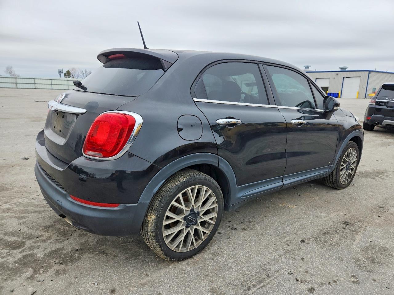 2018 FIAT 500X LOUNGE photo 3
