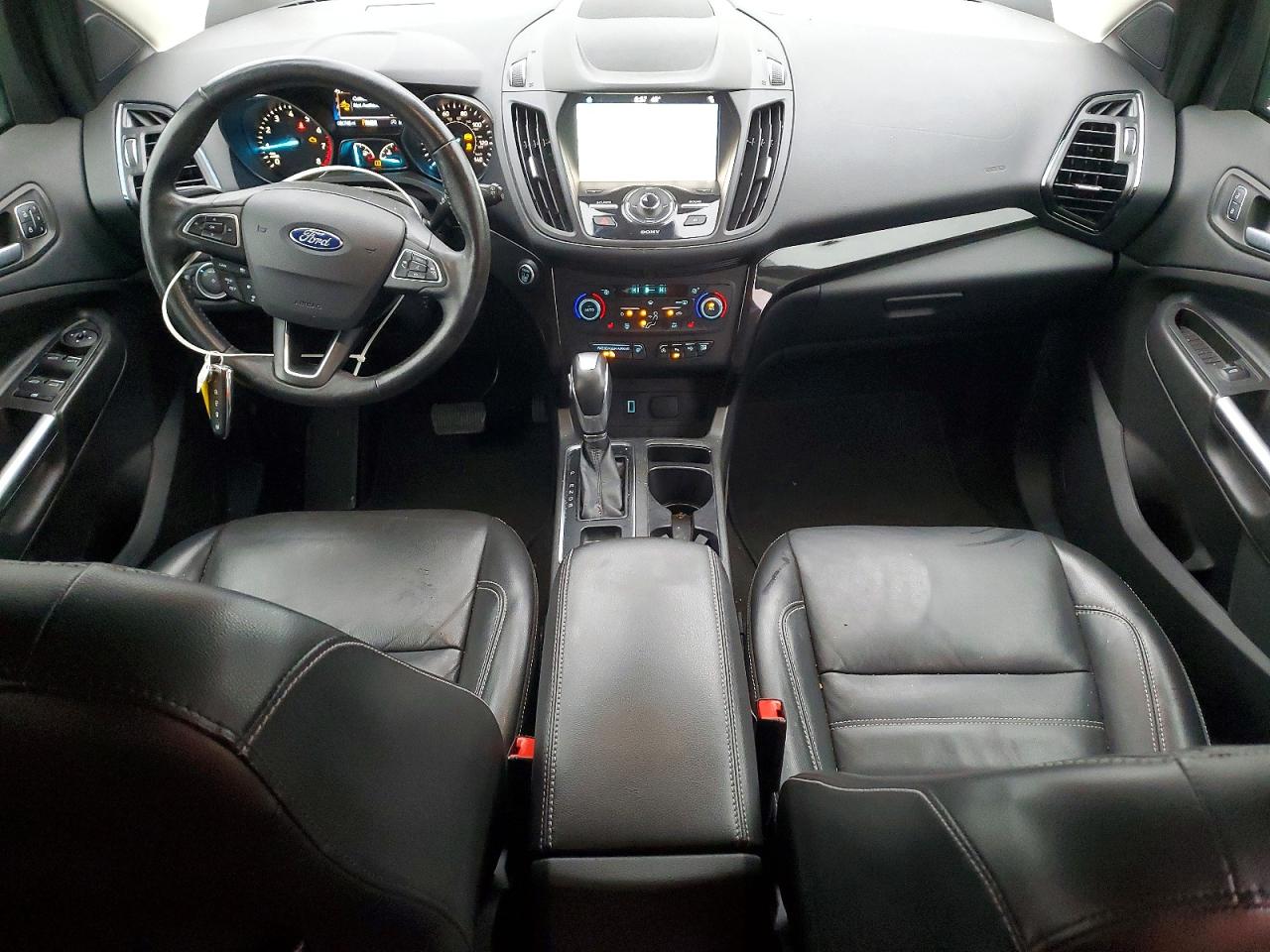2019 FORD ESCAPE TITANIUM photo 8