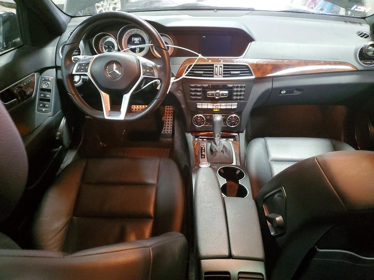 2013 MERCEDES-BENZ C 300 4MATIC photo 8