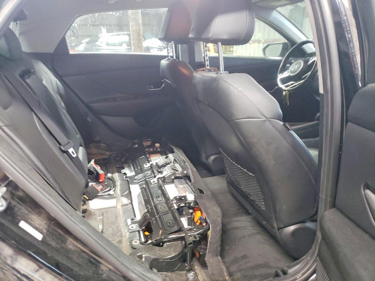 2022 HYUNDAI ELANTRA LIMITED photo 10