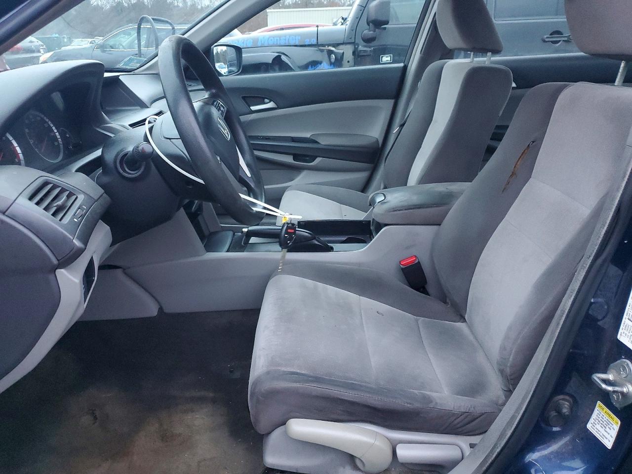 2009 HONDA ACCORD LX photo 7