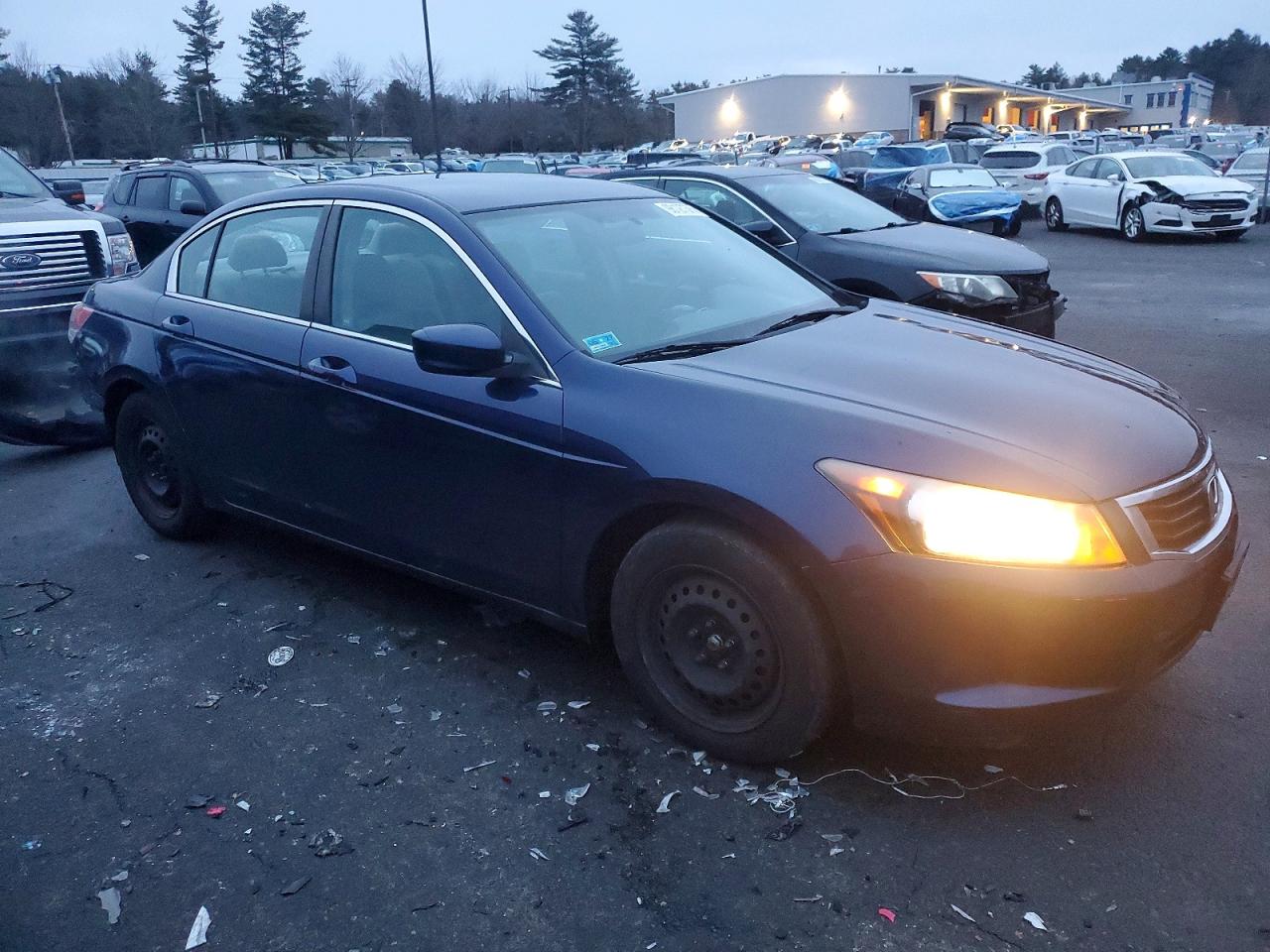 2009 HONDA ACCORD LX photo 4