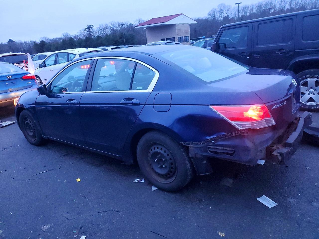 2009 HONDA ACCORD LX photo 2