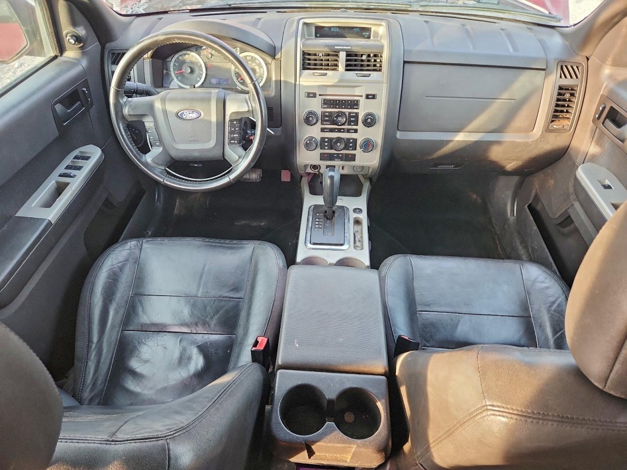 2012 FORD ESCAPE XLT photo 15