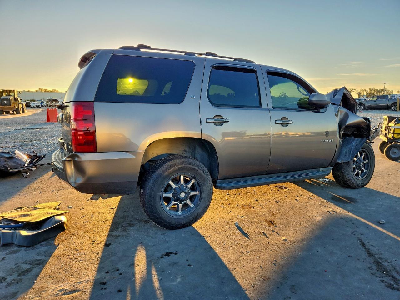 2011 CHEVROLET TAHOE K1500 LT photo 3