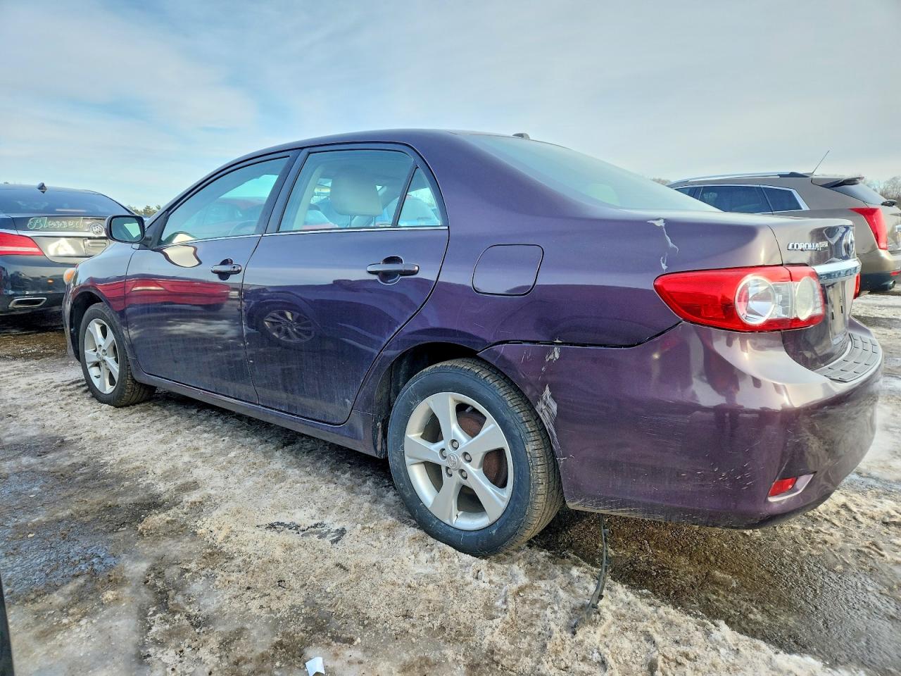 2013 TOYOTA COROLLA BASE photo 2