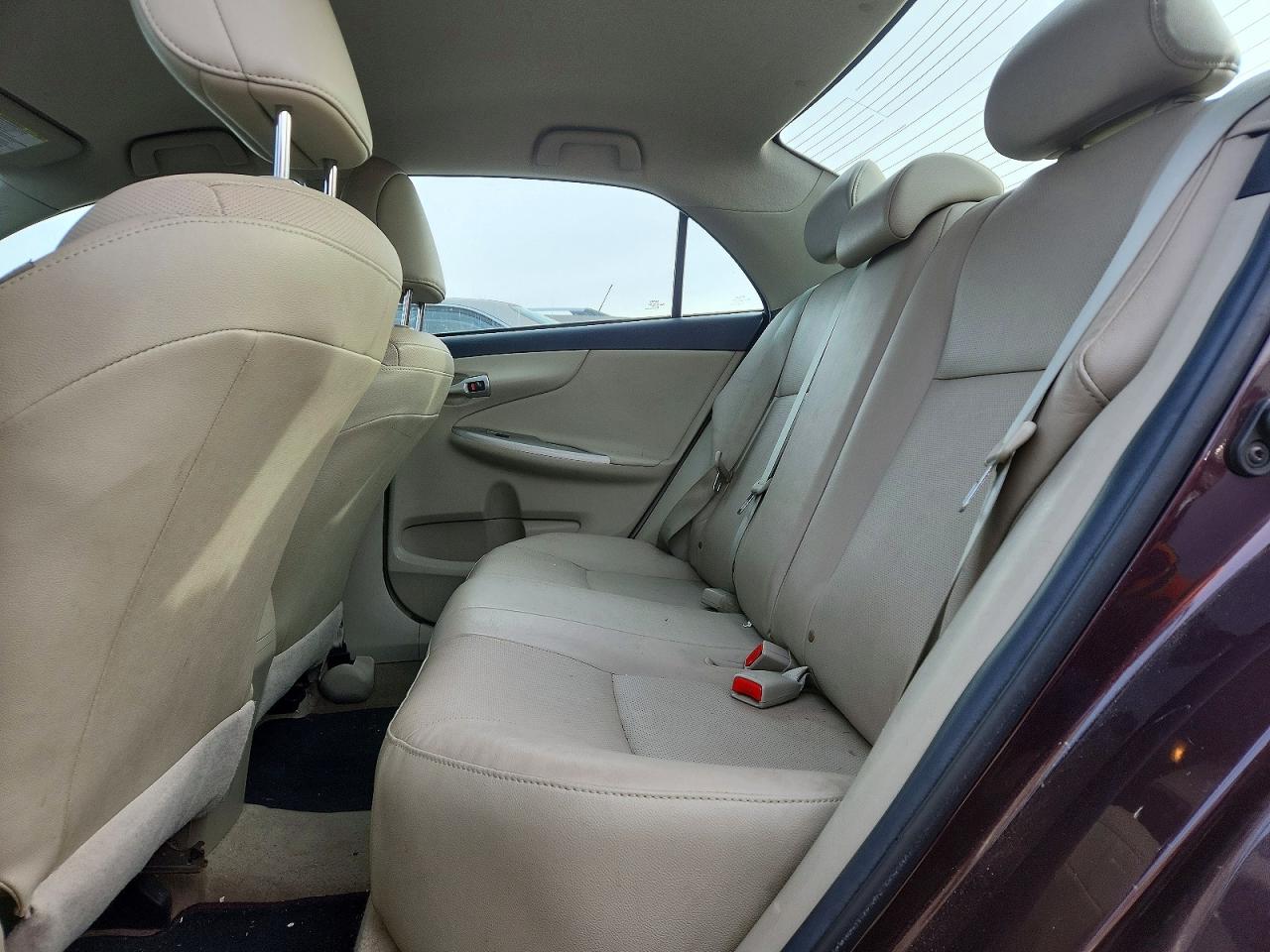 2013 TOYOTA COROLLA BASE photo 10