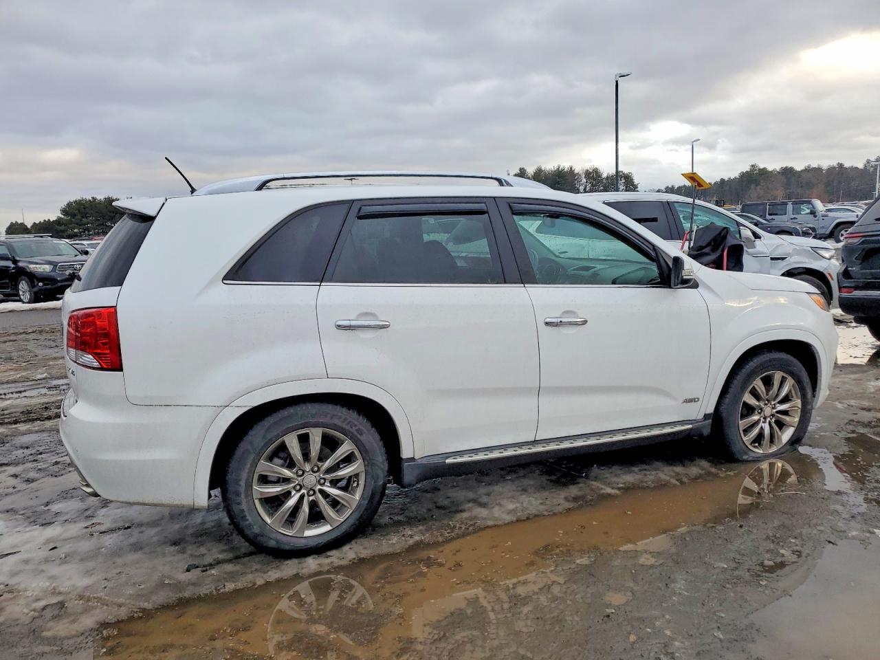 2013 KIA SORENTO SX photo 3