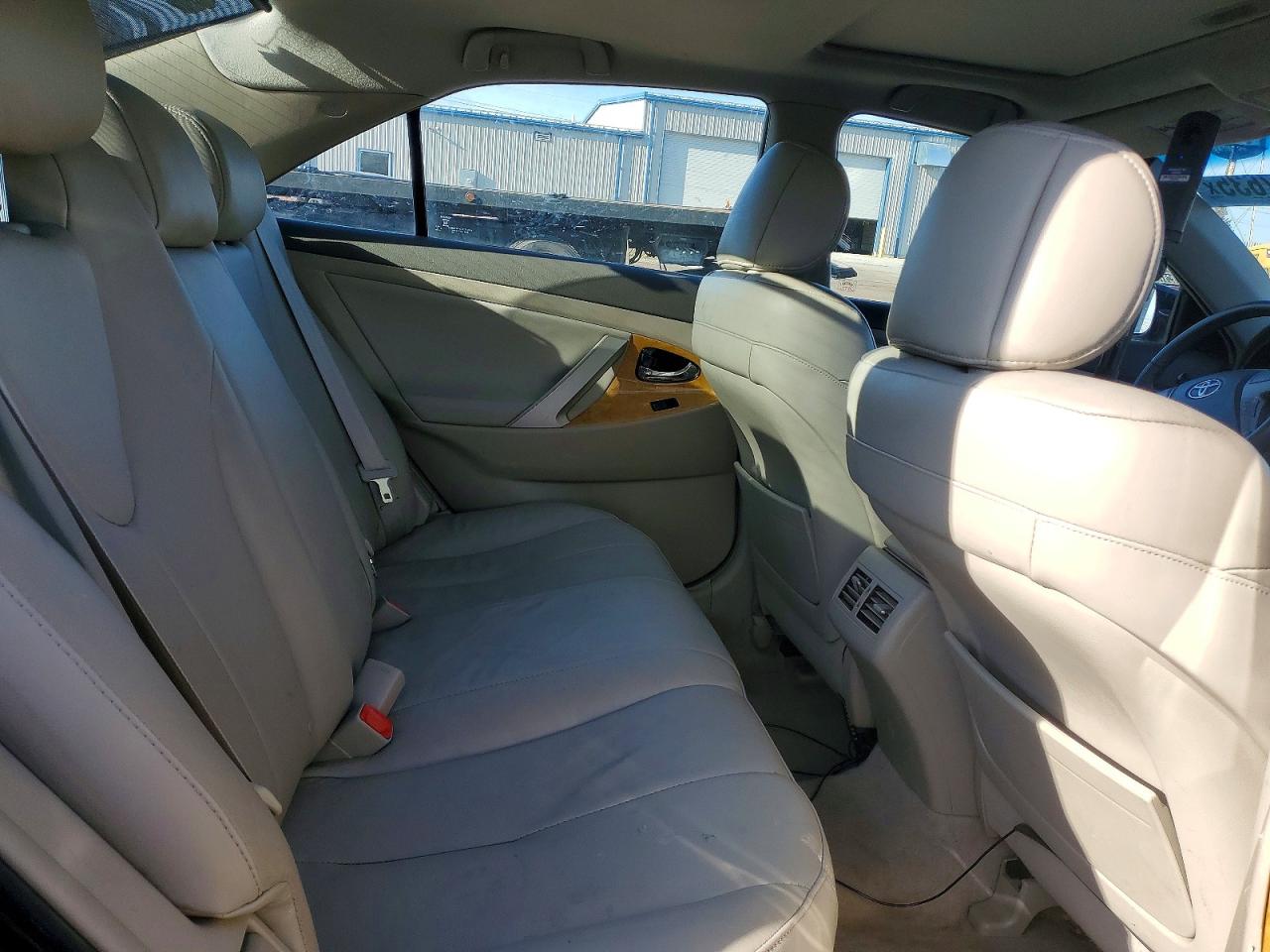 2007 TOYOTA CAMRY LE photo 19