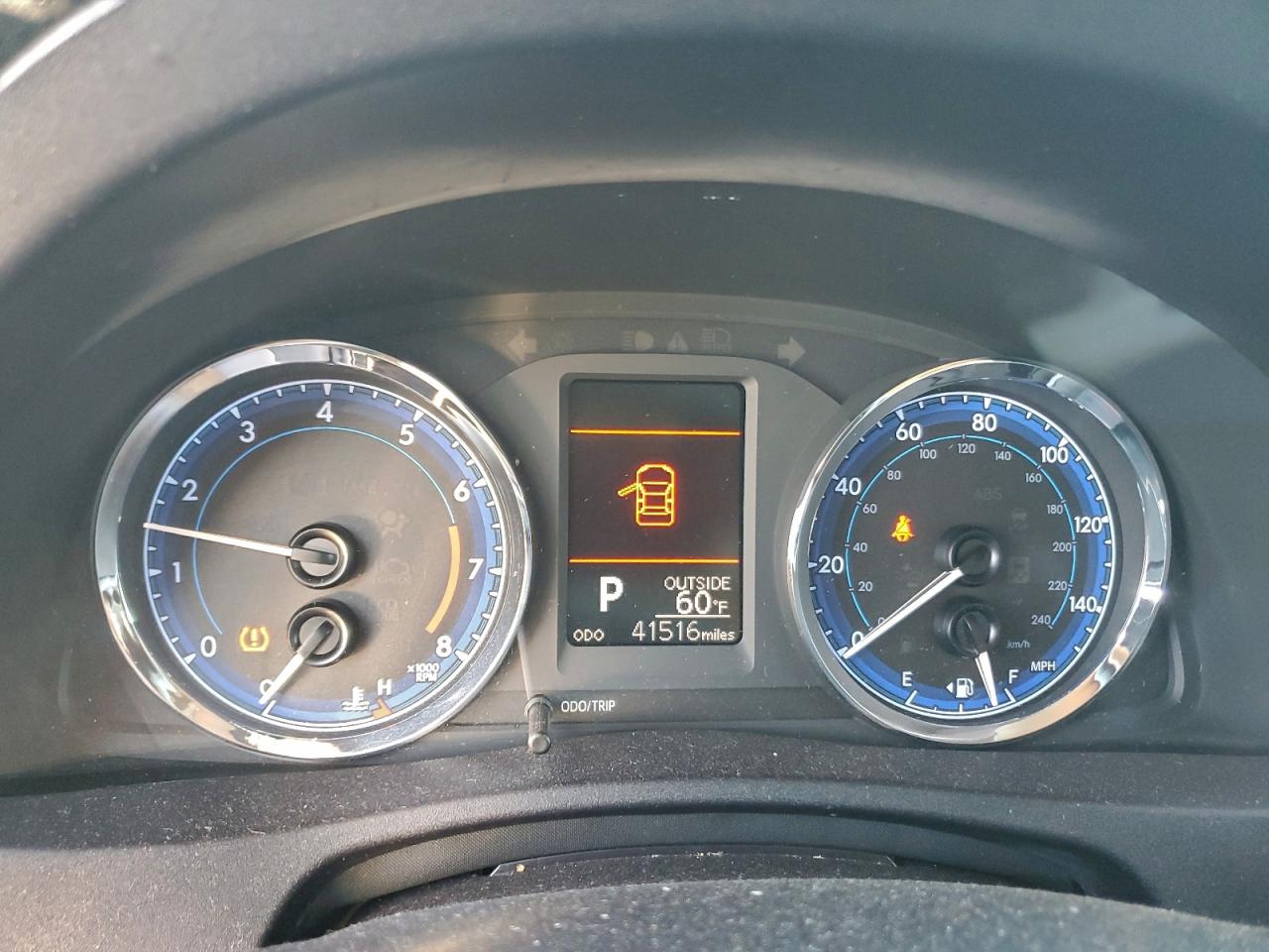 2018 TOYOTA COROLLA L photo 25