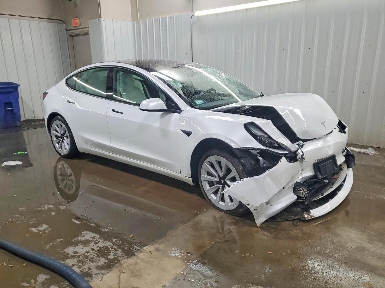 2021 TESLA MODEL 3 photo 4