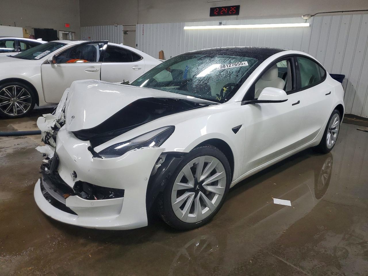 2021 TESLA MODEL 3