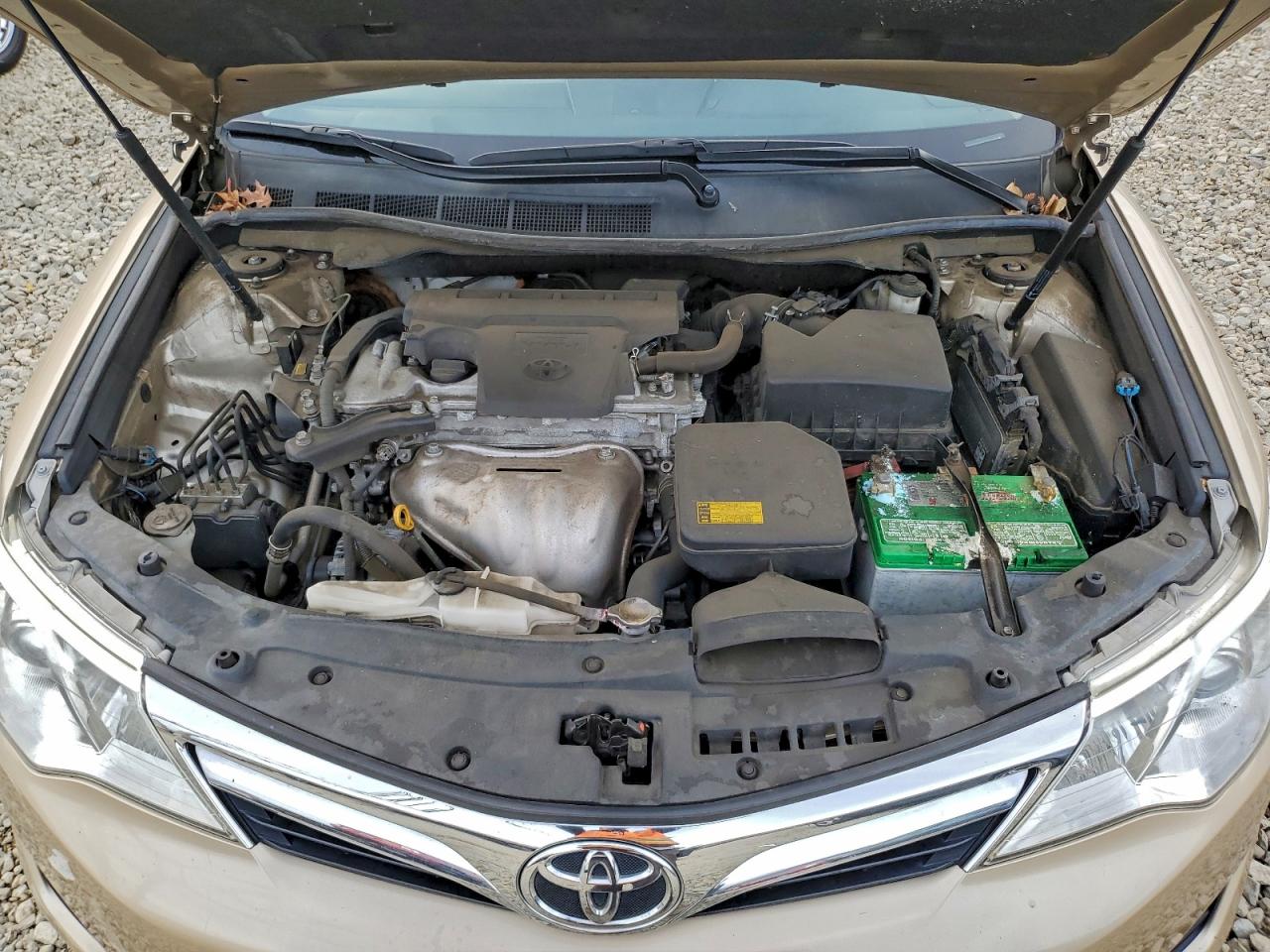 2012 TOYOTA CAMRY BASE photo 11