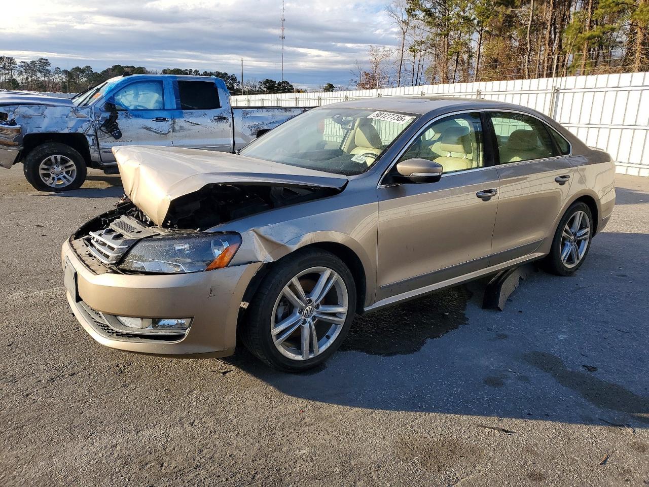 2015 VOLKSWAGEN PASSAT