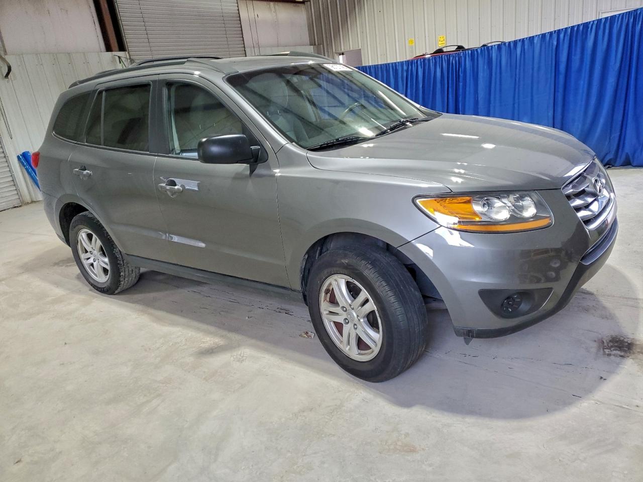 2010 HYUNDAI SANTA FE GLS photo 4