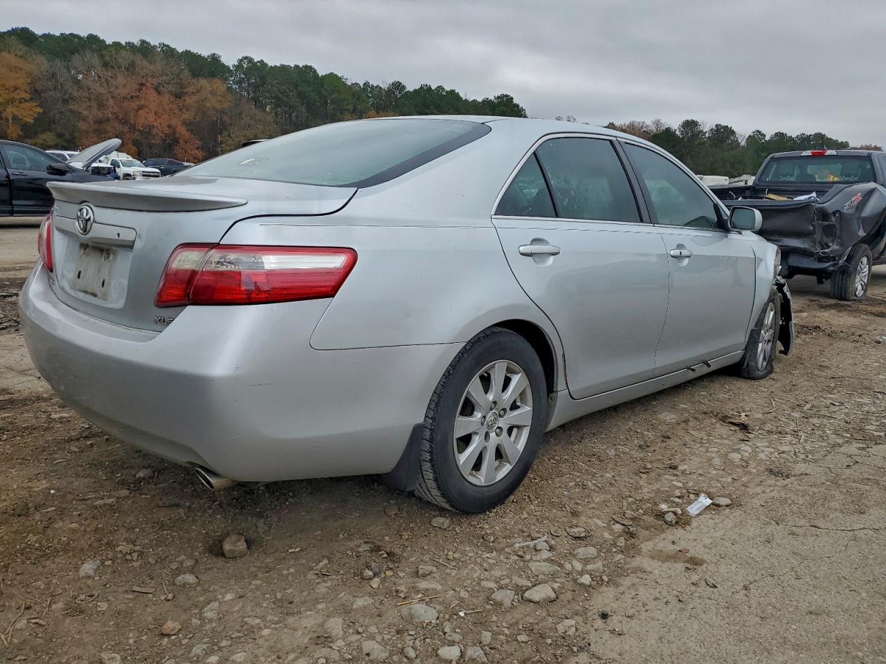 2007 TOYOTA CAMRY LE photo 3