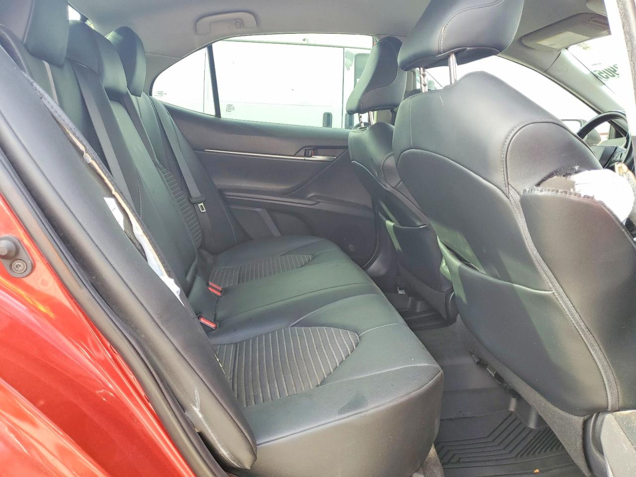 2021 TOYOTA CAMRY SE photo 10