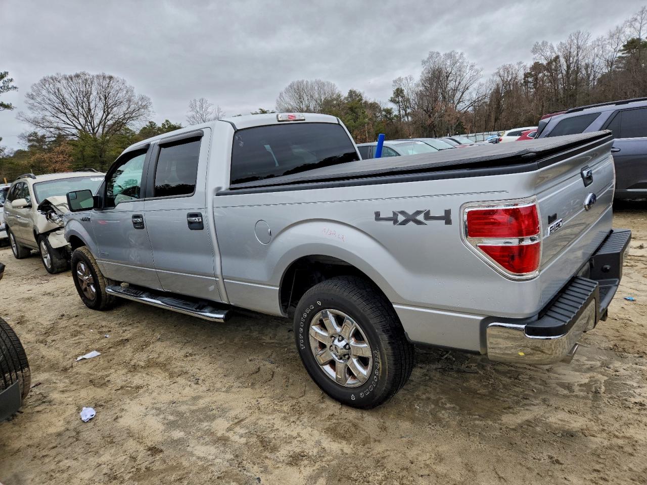 2014 FORD F150 SUPERCREW photo 2
